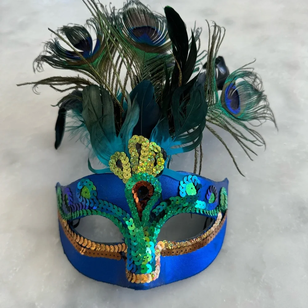 Peacock Feather Masquerade Mask.